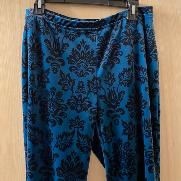 Chios Rich Black/Blue Patterned Leggings New Without Tags - Picture 6 of 6
